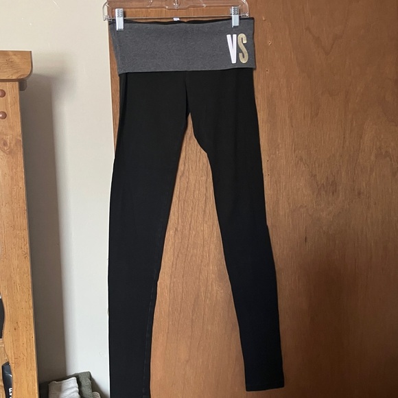 Victoria's Secret Pants - Victoria's Secret yoga black and Gray Leggings